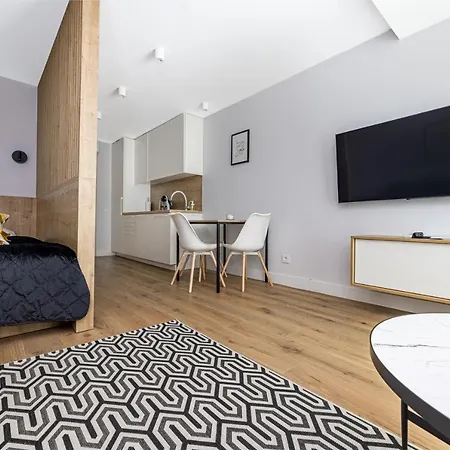 Apartamento Smilciu - Cozy Studio, 7min To The & Freeparking Palanga