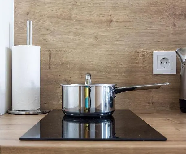 Smilciu - Cozy Studio, 7min To The & Freeparking Апартаменты